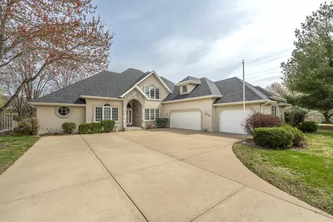 4040 E Windsong St, Springfield, MO 65809 photo 1