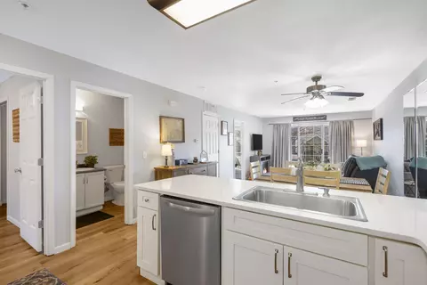 Kitchen - 610 Abby Ln #2, Branson, MO 65616 photo 5 of 5