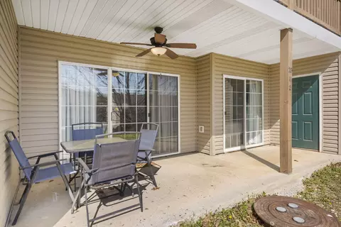 Exterior - 610 Abby Ln #2, Branson, MO 65616 photo 7 of 16