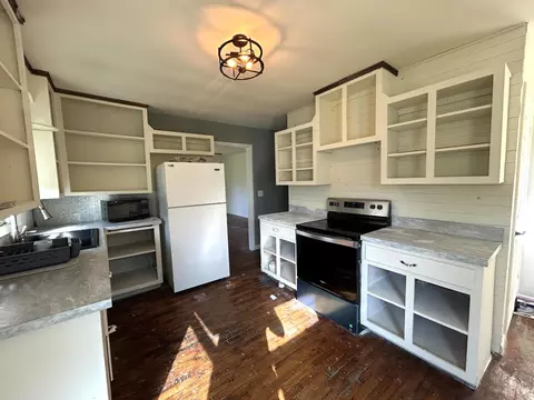 506 E Benton Ave, Ava, MO 65608 photo 6