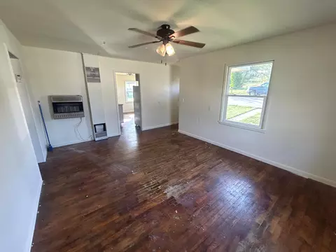 506 E Benton Ave, Ava, MO 65608 photo 10