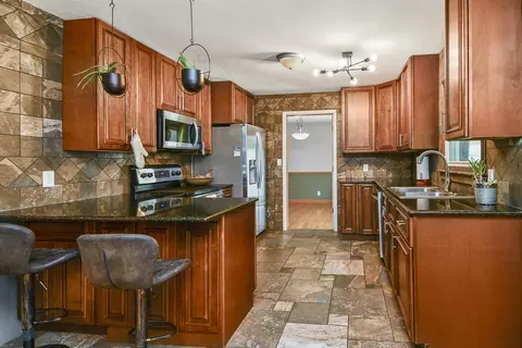 2216 E Bancroft St, Springfield, MO 65804 photo 10