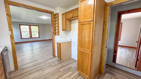 Entry Way - 612 E Benton Ave, Ava, MO 65608 photo 1 of 2