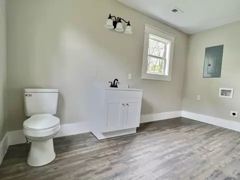 609 Euclid Ave, Monett, MO 65708 photo 9