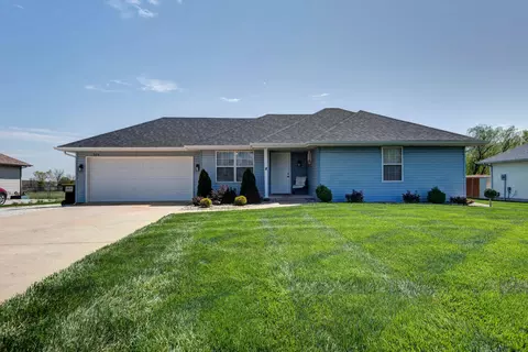 504 Arrowhead Rd, Willard, MO 65781 photo 1
