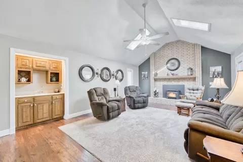 1203 N Forest Grove Ave, Springfield, MO 65802 photo 7