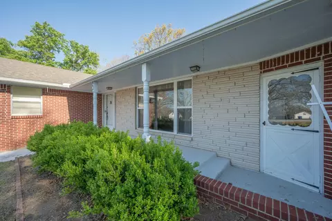 937 Warnall Cir, Seneca, MO 64865 photo 2