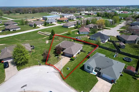 316 N Chippewa, Clever, MO 65631 photo 2