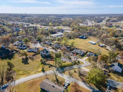 810 N 4th Ave, Ozark, MO 65721 photo 46