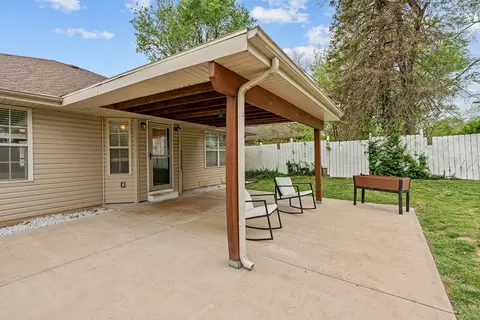2843 W Water St, Springfield, MO 65802 photo 22
