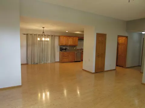 5740 S Jefferson Ave, Springfield, MO 65810 photo 9