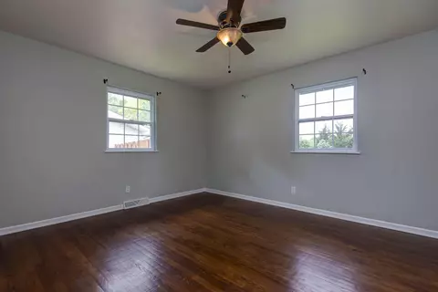 4525 S Mccullough Ave, Springfield, MO 65804 photo 24