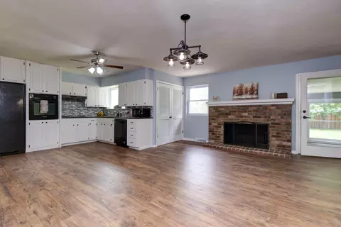4525 S Mccullough Ave, Springfield, MO 65804 photo 16