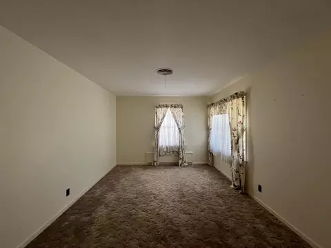 Bedroom - 848 Chestnut St, Thayer, MO 65791 photo 2 of 4