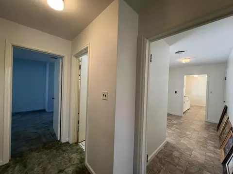 Entry Way - 848 Chestnut St, Thayer, MO 65791 photo 4 of 5