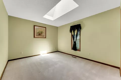 401 E Grant St, Clever, MO 65631 photo 24
