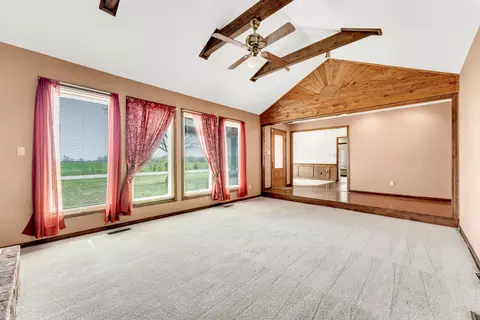 401 E Grant St, Clever, MO 65631 photo 7