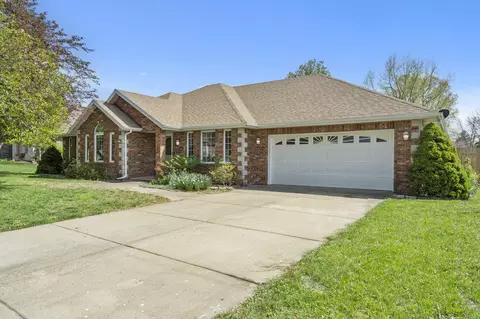 1504 E Parkview St, Ozark, MO 65721 photo 1