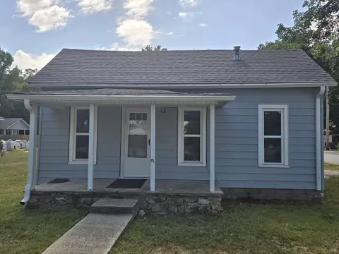 1702 Olive St, Seneca, MO 64865 photo 1