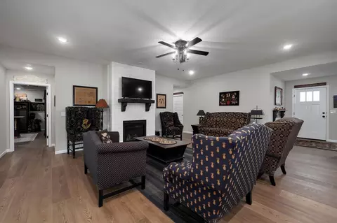 1903 W Valley Ridge Rd, Ozark, MO 65721 photo 10
