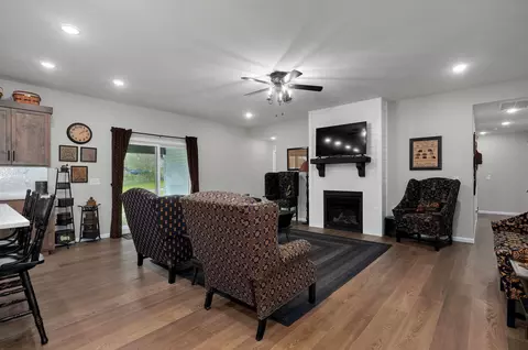 1903 W Valley Ridge Rd, Ozark, MO 65721 photo 8
