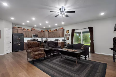 1903 W Valley Ridge Rd, Ozark, MO 65721 photo 12