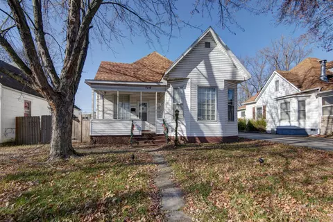 706 N Central Ave, Monett, MO 65708 photo 1