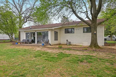 107 E Chrysler Ave, Clever, MO 65631 photo 25