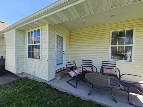 1126 Woodland Rdg, Monett, MO 65708 photo 31