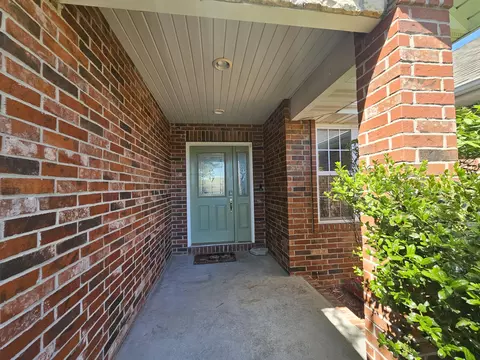 1126 Woodland Rdg, Monett, MO 65708 photo 2
