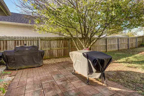 3875 W Glenwood St, Springfield, MO 65807 photo 24