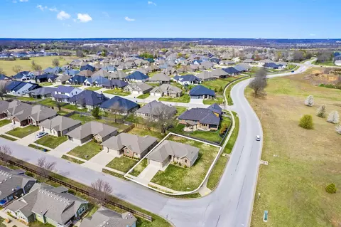 897 E Striper Dr, Nixa, MO 65714 photo 24