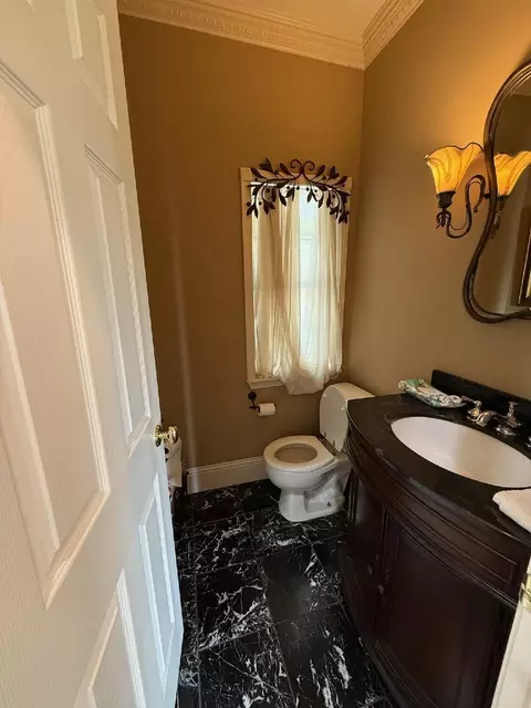 Bath - 101 Cave Creek Rd, Thayer, MO 65791 photo 4 of 4