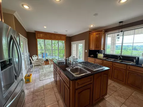 Kitchen - 101 Cave Creek Rd, Thayer, MO 65791 photo 3 of 3