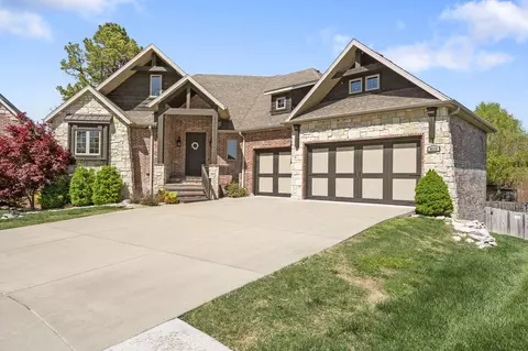 803 E Tracker Rd, Nixa, MO 65714 photo 2