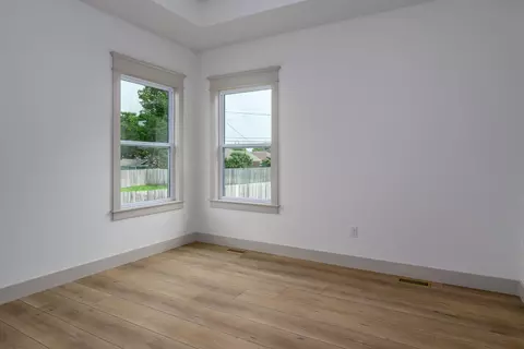 Bedroom - 3800 W Broadmoor St, Springfield, MO 65807 photo 8 of 8