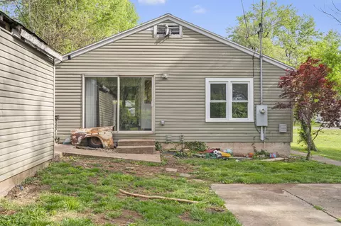 2822 W College St, Springfield, MO 65802 photo 20