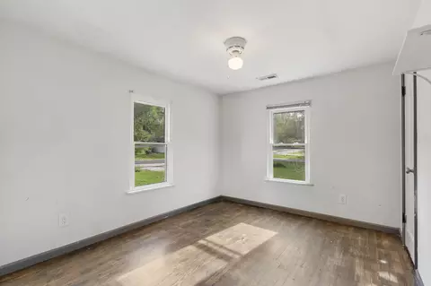 2822 W College St, Springfield, MO 65802 photo 12