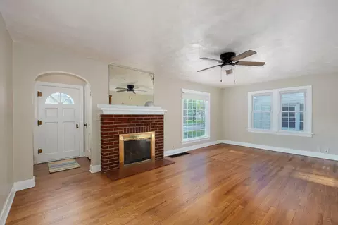 1116 S Ferguson Ave, Springfield, MO 65807 photo 2