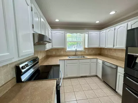 1568 N Pearson Dr, Springfield, MO 65802 photo 7