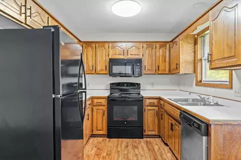 2633 N Fort Ave, Springfield, MO 65803 photo 8