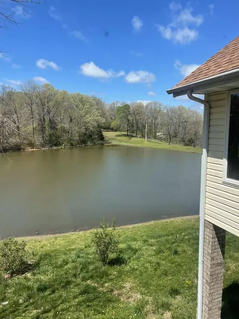 View/Area - 1913 Wayside Ln, Ava, MO 65608 photo 3 of 8