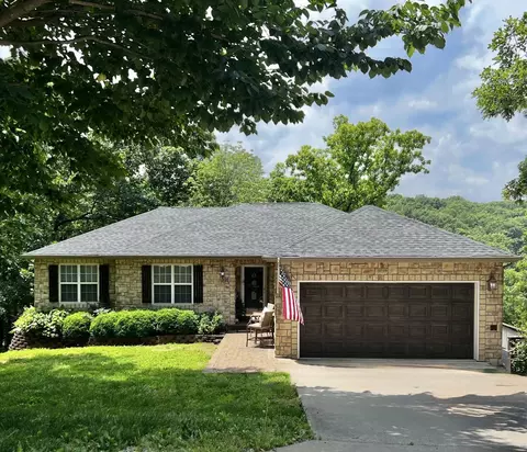 301 Oakview Dr, Ridgedale, MO 65739 photo 1