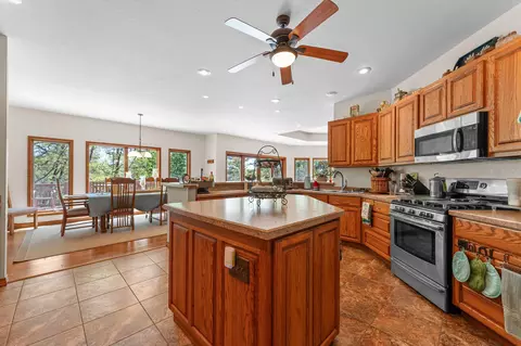 Kitchen - 160 Old Horseshoe Rdg, Lampe, MO 65681 photo 2 of 3