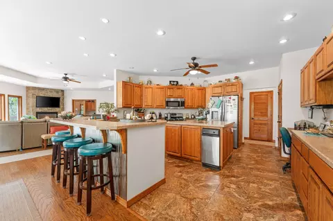Kitchen - 160 Old Horseshoe Rdg, Lampe, MO 65681 photo 1 of 3