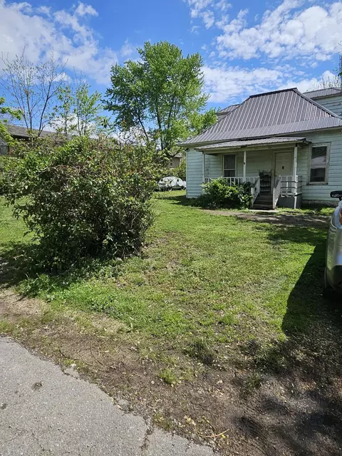 110 N Elm St, Conway, MO 65632 photo 1