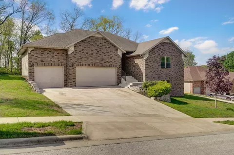 1310 W Millpond Dr, Ozark, MO 65721 photo 3