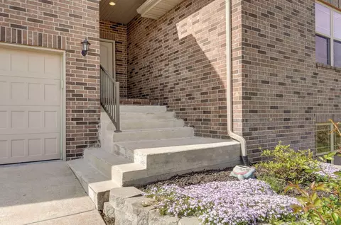 1310 W Millpond Dr, Ozark, MO 65721 photo 4
