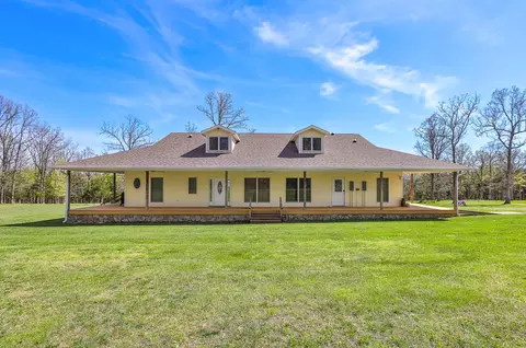 1560 Straight Rd, Conway, MO 65632