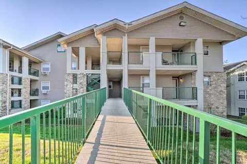 160 W Rockford Dr #4, Branson, MO 65616